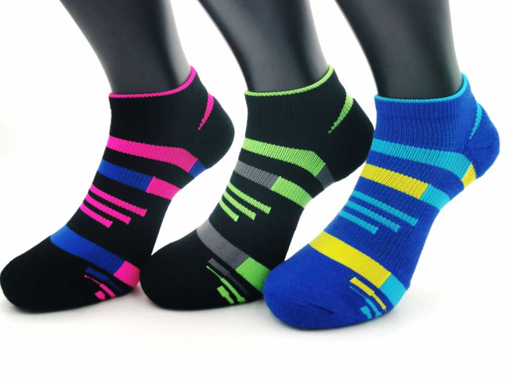 棉質線形足弓加壓慢跑運動襪<超值3雙入>